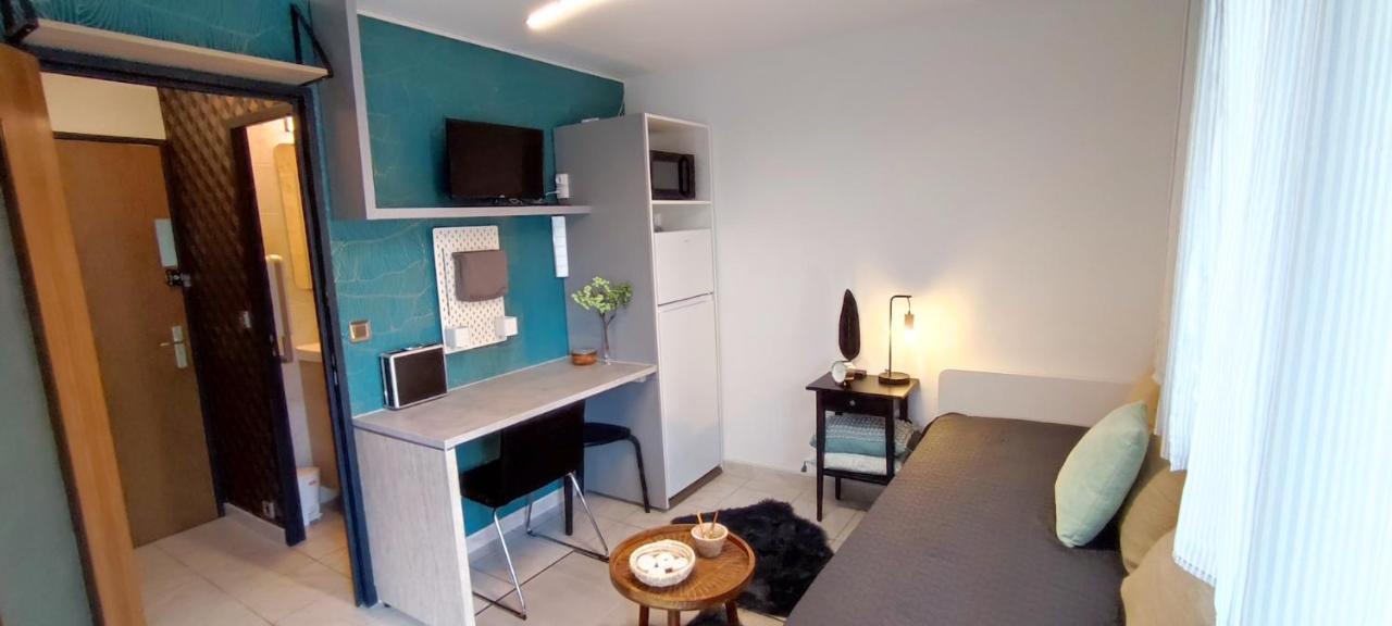 Michelet Studio Climatise Avec Balcon Et Parking Ferme Монпелие Екстериор снимка